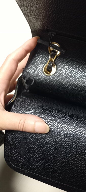 マトラッセ　キャビアスキン（ブランドバッグ）の商品画像 - 査定依頼日：2026年3月10日 - 最高査定価格：630,000円