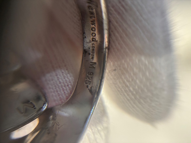 Vivienne Westwood（古着・ファッション）の商品画像 - 査定依頼日：2026年6月26日 - 最高査定価格：100,000円