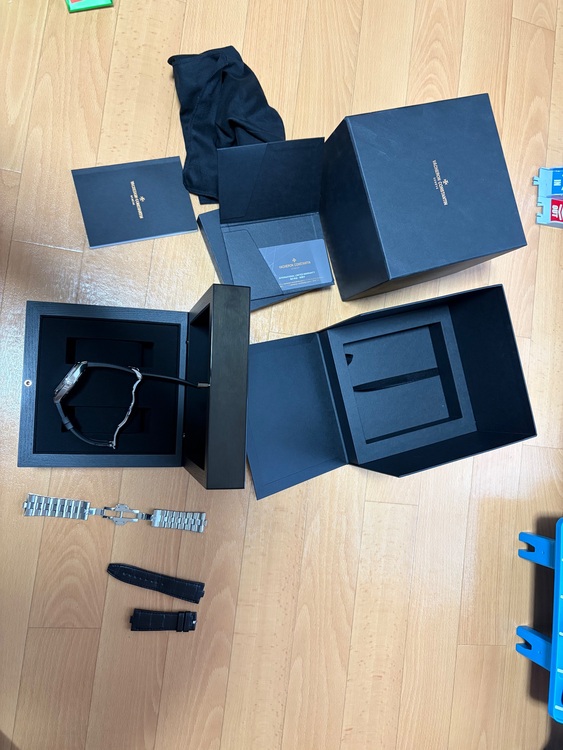 オーヴァーシーズ（高級時計）の商品画像 - 査定依頼日：2025年12月2日 - 最高査定価格：3,600,000円