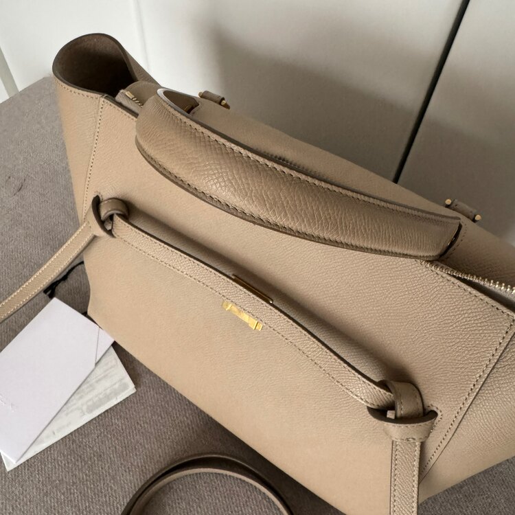 セリーヌ  （ブランドバッグ）の商品画像 - 査定依頼日：2025年3月24日 - 最高査定価格：70,000円