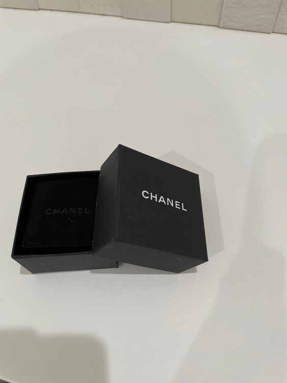 シャネルピアス（金・貴金属）の商品画像 - 査定依頼日：2022年8月23日 - 最高査定価格：30,000円