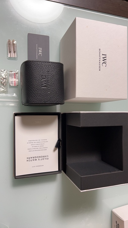 IWC パイロットウォッチ IW37771（高級時計）の商品画像 - 査定依頼日：2026年1月20日 - 最高査定価格：540,000円