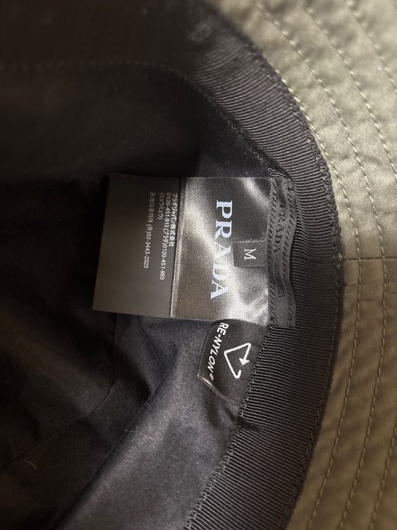 プラダ  （ブランドバッグ）の商品画像 - 査定依頼日：2025年11月26日 - 最高査定価格：35,000円