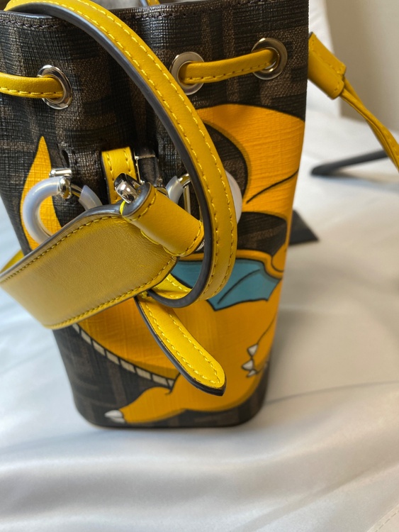 フェンディ  （ブランドバッグ）の商品画像 - 査定依頼日：2026年1月23日 - 最高査定価格：180,000円