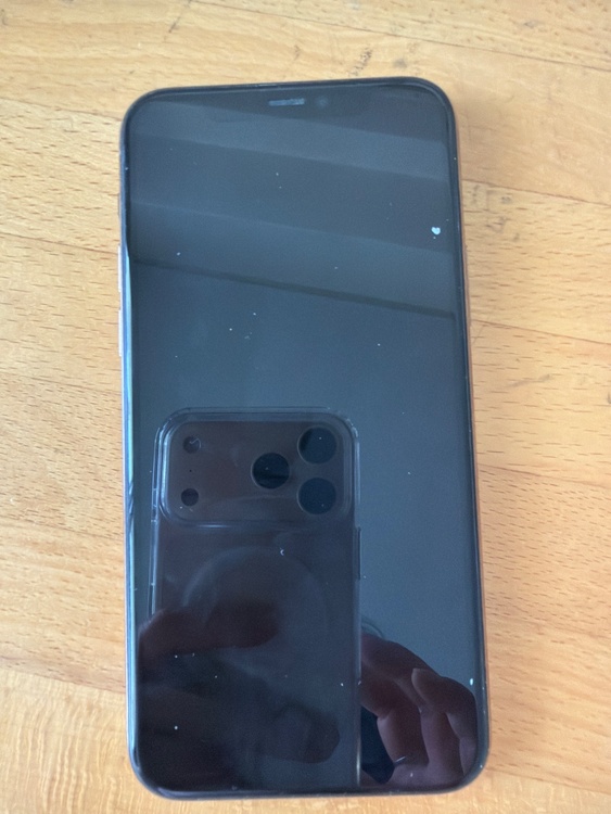 iPhone11 Pro 256GB SIMフリー（スマホ）の商品画像 - 査定依頼日：2026年2月16日 - 最高査定価格：21,000円