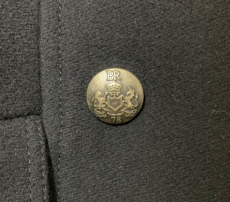 BANANA REPUBLIC  ウールコート（古着・ファッション）の商品画像 - 査定依頼日：2025年4月17日 - 最高査定価格：1,000円