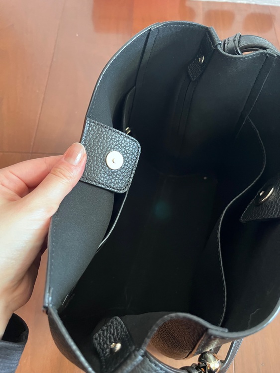 その他 フルラ （ブランドバッグ）の商品画像 - 査定依頼日：2025年6月17日 - 最高査定価格：5,000円