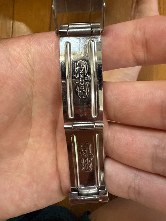 ロレックス ミルガウス （高級時計）の商品画像 - 査定依頼日：2025年8月10日 - 最高査定価格：3,200,000円