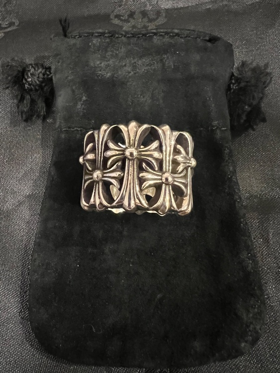 クロムハーツ セメタリークロスリング（金・貴金属）の商品画像 - 査定依頼日：2026年4月2日 - 最高査定価格：100,000円