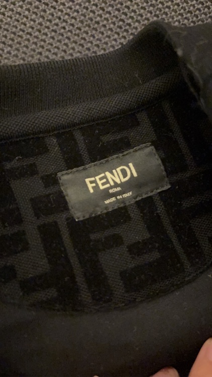 フェンディズッカ総柄スウェット（古着・ファッション）の商品画像 - 査定依頼日：2026年3月31日 - 最高査定価格：100,000円
