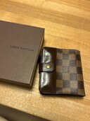 ルイヴィトン　財布（ブランド財布・小物）の商品画像 - 査定依頼日：2025年2月9日 - 最高査定価格：4,200円