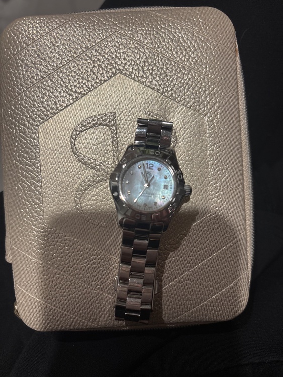 タグホイヤー アクアレーサー （高級時計）の商品画像 - 査定依頼日：2025年12月13日 - 最高査定価格：88,000円