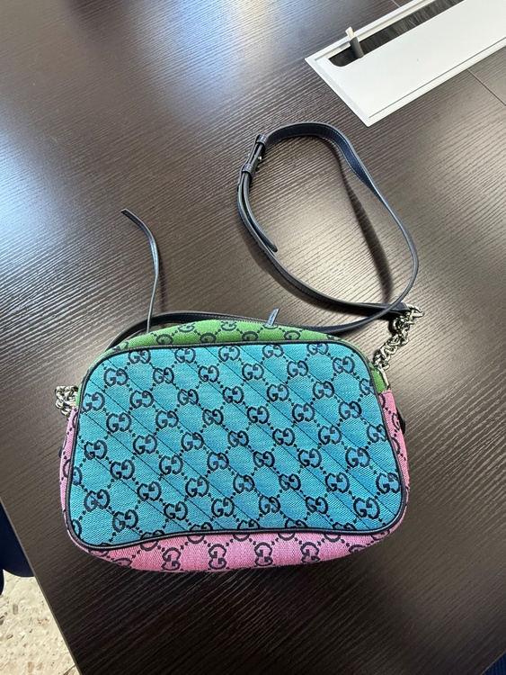 ショルダーバック（ブランドバッグ）の商品画像 - 査定依頼日：2026年2月26日 - 最高査定価格：100,000円