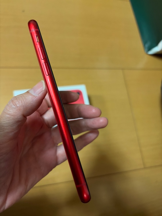 iPhone11 64GB au（スマホ）の商品画像 - 査定依頼日：2026年2月17日 - 最高査定価格：16,000円