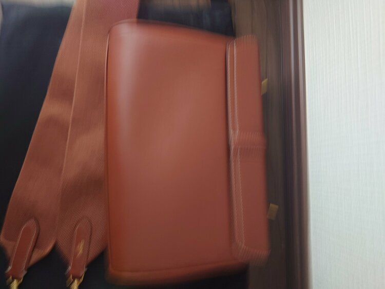 セリーヌ（ブランドバッグ）の商品画像 - 査定依頼日：2026年9月4日 - 最高査定価格：180,000円