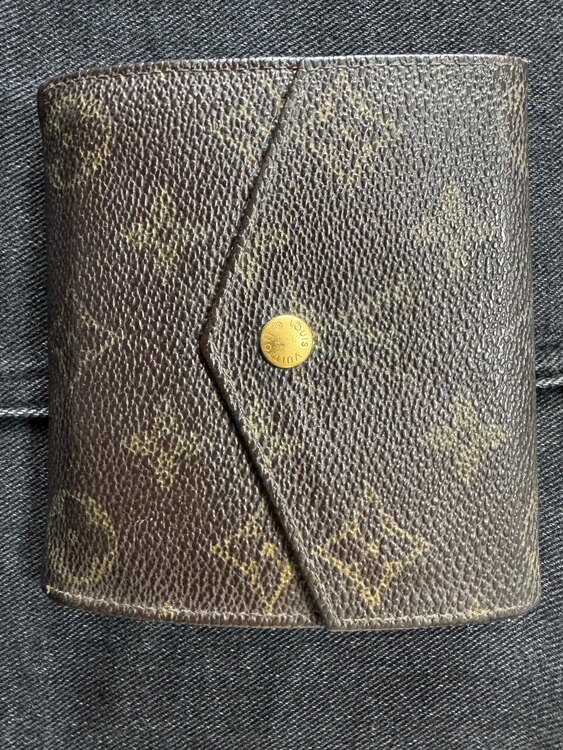 ルイヴィトン モノグラム （ブランドバッグ）の商品画像 - 査定依頼日：2025年4月30日 - 最高査定価格：3,000円