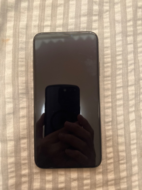 iPhone11 Pro Max 256GB SIMフリー（スマホ）の商品画像 - 査定依頼日：2026年3月21日 - 最高査定価格：27,000円