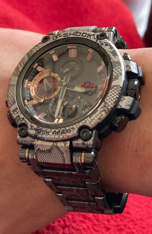 G-SHOCK MTG-G1000D（高級時計）の商品画像 - 査定依頼日：2026年6月11日 - 最高査定価格：70,000円