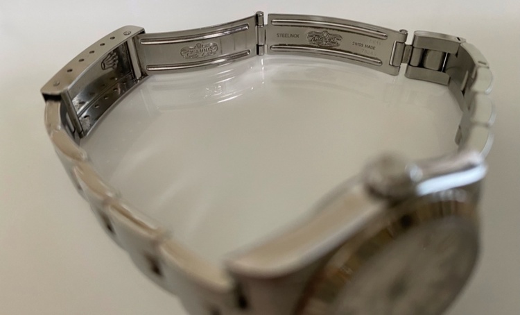 ロレックス パーペチュアルデイト 7824（高級時計）の商品画像 - 査定依頼日：2026年2月6日 - 最高査定価格：600,000円