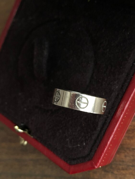 カルティエ その他 カルティエ　ラブリング　750 5（高級時計）の商品画像 - 査定依頼日：2025年5月3日 - 最高査定価格：120,000円