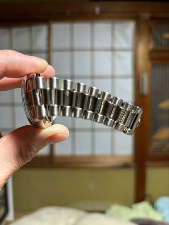 ロレックス デイデイト 1803（高級時計）の商品画像 - 査定依頼日：2025年4月21日 - 最高査定価格：2,000,000円