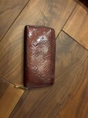 財布（ブランド財布・小物）の商品画像 - 査定依頼日：2025年2月24日 - 最高査定価格：5,000円