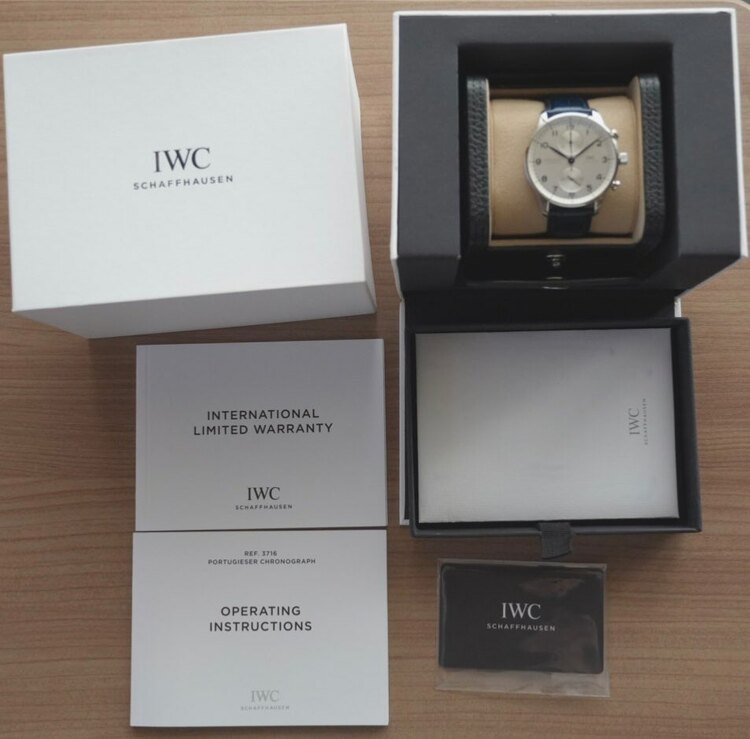 IWC ポルトギーゼ IW37160（高級時計）の商品画像 - 査定依頼日：2025年3月30日 - 最高査定価格：800,000円