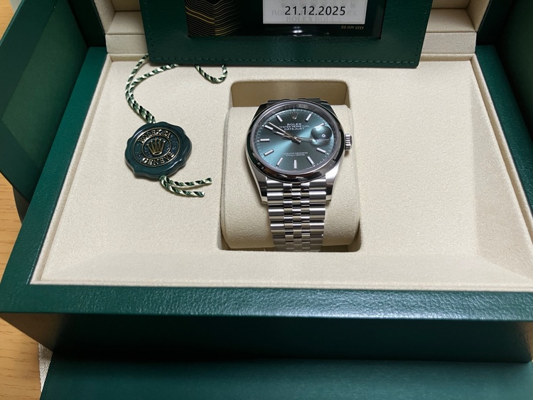 ロレックス デイトジャスト 126200（高級時計）の商品画像 - 査定依頼日：2025年12月25日 - 最高査定価格：1,550,000円
