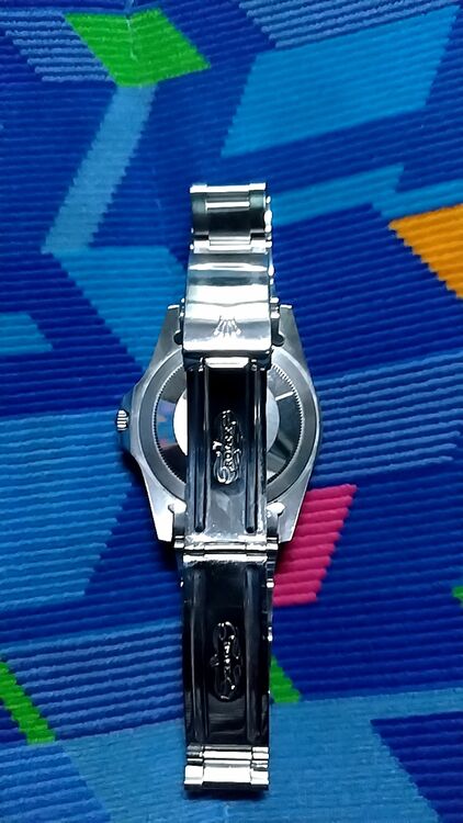 ロレックス GMTマスター 1675（高級時計）の商品画像 - 査定依頼日：2025年11月13日 - 最高査定価格：2,000,000円