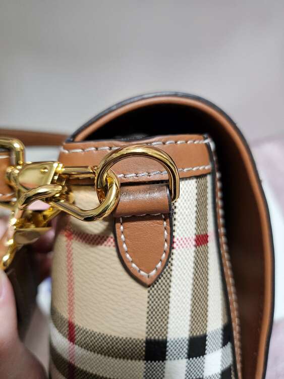 その他 バーバリー （ブランドバッグ）の商品画像 - 査定依頼日：2025年4月29日 - 最高査定価格：60,000円