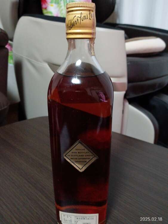 ウイスキー ジョニーウォーカー （お酒）の商品画像 - 査定依頼日：2025年2月18日 - 最高査定価格：3,000円