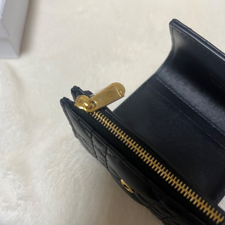 ディオール  （ブランドバッグ）の商品画像 - 査定依頼日：2026年3月27日 - 最高査定価格：34,000円