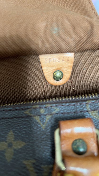 ルイヴィトン スピーディー （ブランドバッグ）の商品画像 - 査定依頼日：2022年10月21日 - 最高査定価格：25,000円