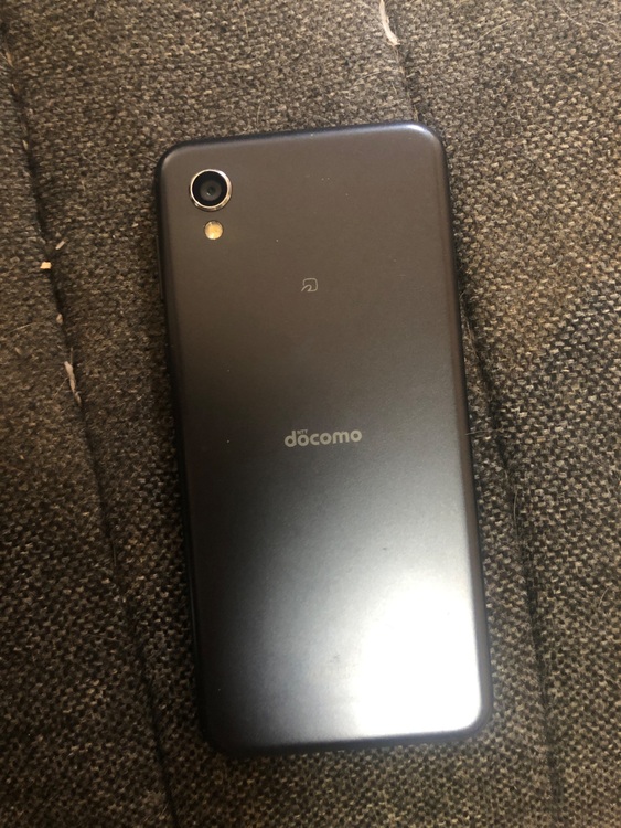 AQUOS SH-01L（スマホ）の商品画像 - 査定依頼日：2025年9月2日 - 最高査定価格：100,000円