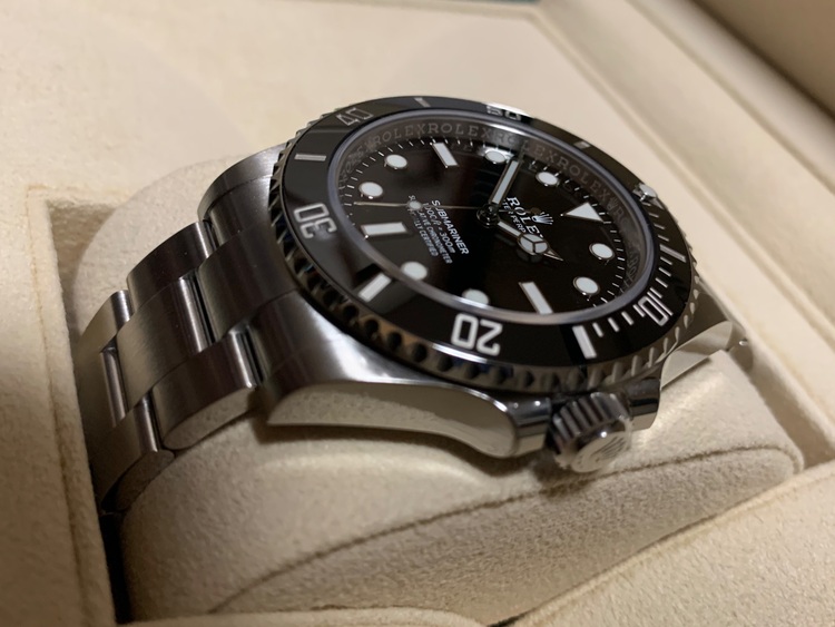 ロレックス サブマリーナー （高級時計）の商品画像 - 査定依頼日：2025年11月6日 - 最高査定価格：1,820,000円