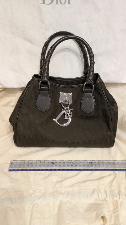 ディオール  （ブランドバッグ）の商品画像 - 査定依頼日：2025年9月25日 - 最高査定価格：40,000円