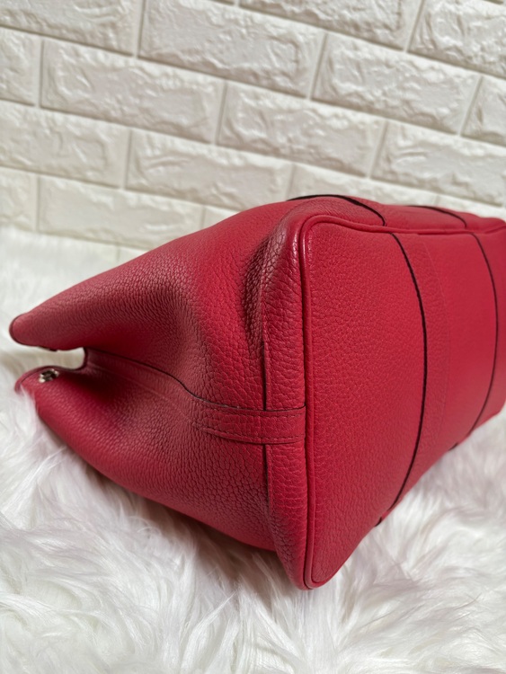 エルメス ガーデンパーティPM ネゴンダ ブーゲンビリア C刻印（ブランドバッグ）の商品画像 - 査定依頼日：2025年11月15日 - 最高査定価格：110,000円