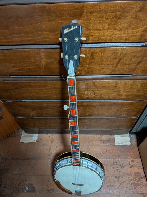 Peeriess（ピアノ・楽器・PA機材）の商品画像 - 査定依頼日：2025年9月18日 - 最高査定価格：3,000円