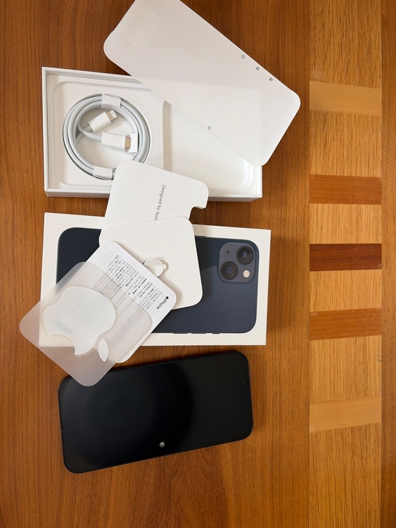 iPhone 13 128GB docomo（スマホ）の商品画像 - 査定依頼日：2026年4月20日 - 最高査定価格：36,000円