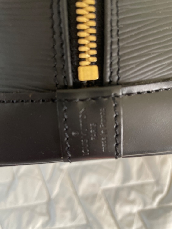 アルマ（ブランドバッグ）の商品画像 - 査定依頼日：2025年10月7日 - 最高査定価格：90,000円