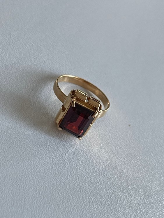 リング（宝石）の商品画像 - 査定依頼日：2023年7月11日 - 最高査定価格：120,000円