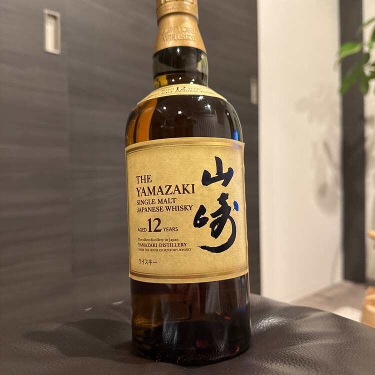 ウイスキー サントリー山崎 （お酒）の商品画像 - 査定依頼日：2025年4月12日 - 最高査定価格：19,500円