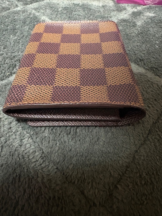 ダミエ アンヴェロップ カルト ドゥ ヴィジット（ブランド財布・小物）の商品画像 - 査定依頼日：2025年12月19日 - 最高査定価格：10,000円