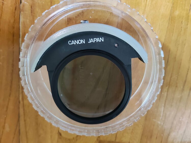 EF600mm F4L USM（カメラ）の商品画像 - 査定依頼日：2026年10月11日 - 最高査定価格：200,000円