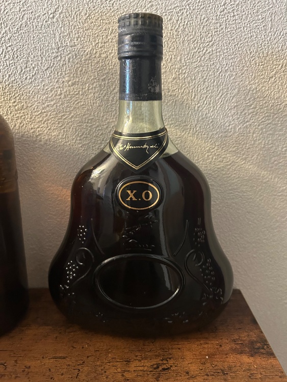 ブランデー ヘネシー （お酒）の商品画像 - 査定依頼日：2026年2月28日 - 最高査定価格：15,000円