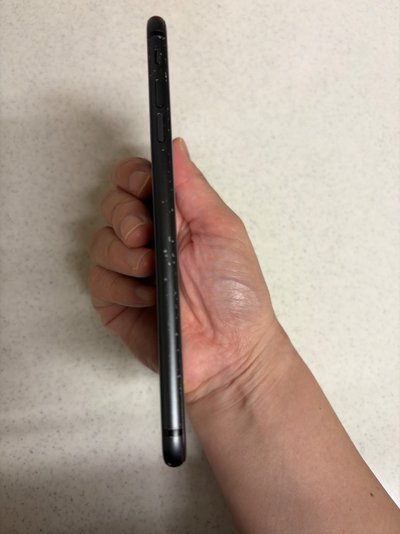 iPhone 8 plus（スマホ）の商品画像 - 査定依頼日：2026年7月12日 - 最高査定価格：4,500円