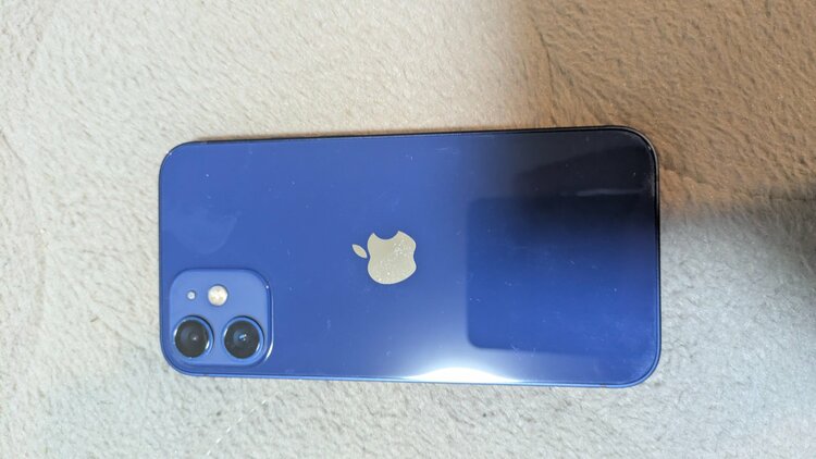 iphone12mini（スマホ）の商品画像 - 査定依頼日：2025年12月15日 - 最高査定価格：21,000円