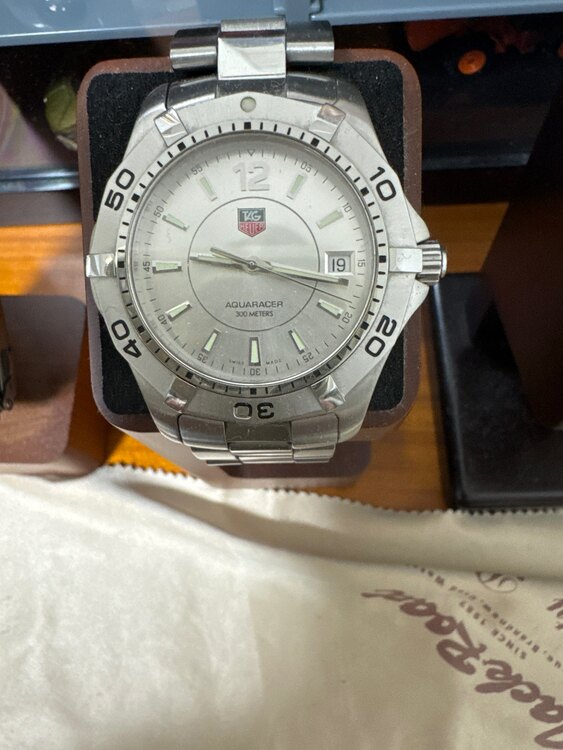 タグホイヤー アクアレーサー （高級時計）の商品画像 - 査定依頼日：2025年2月19日 - 最高査定価格：40,000円