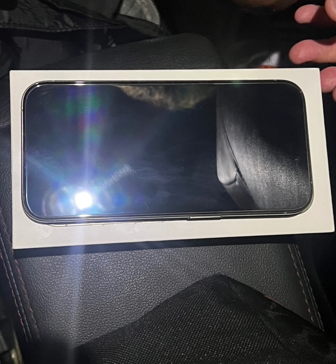iPhone iPhone 15 Pro 128GB SIMフリー（スマホ）の商品画像 - 査定依頼日：2026年9月14日 - 最高査定価格：84,000円