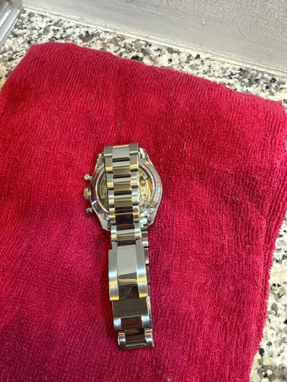 クロノマスタースポーツピンク（高級時計）の商品画像 - 査定依頼日：2024年2月22日 - 最高査定価格：1,000,000円